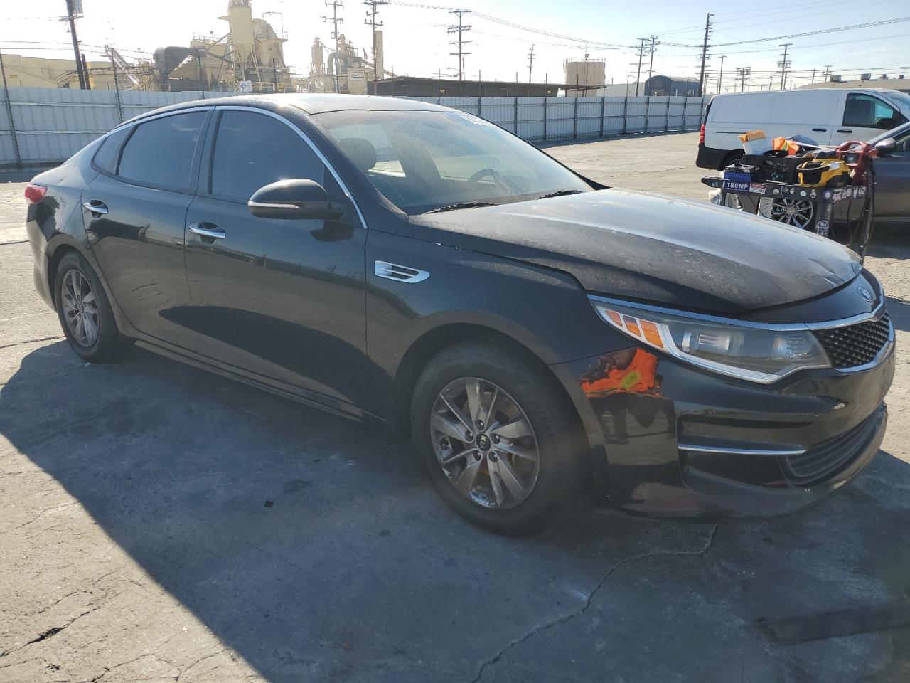 VIN 5XXGT4L39GG119547 2016 KIA OPTIMA no.4