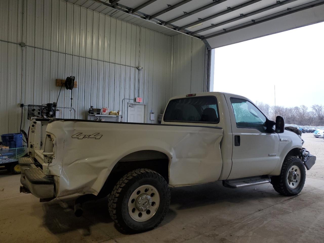 2006 Ford F250 - Image 3