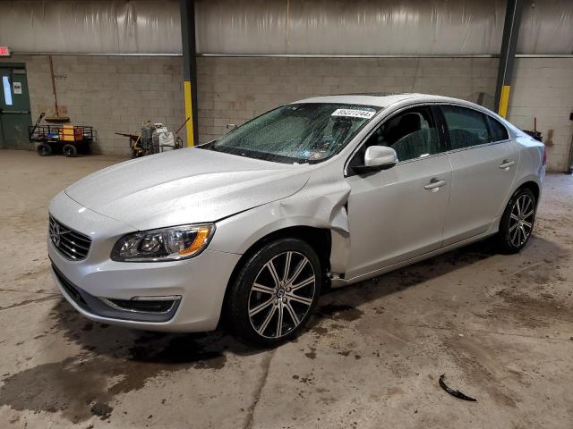  VOLVO S60 2018 Srebrny