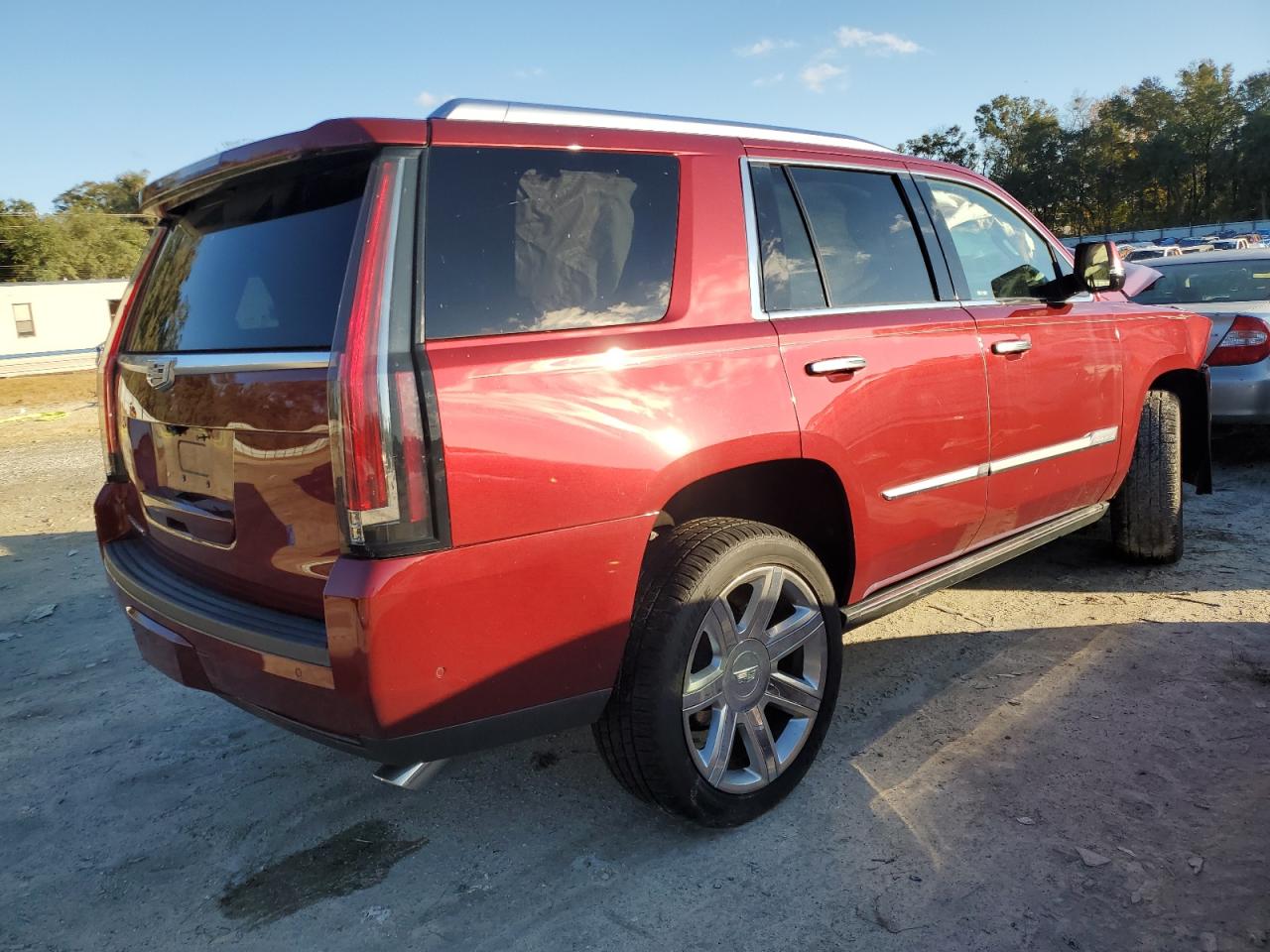 2019 Cadillac Escalade - Image 3