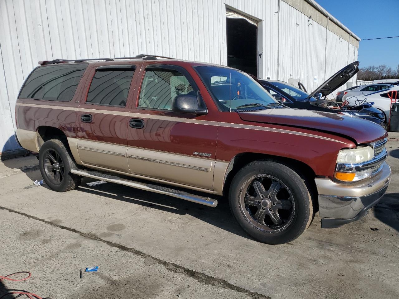 2000 Chevrolet Suburban - Image 4