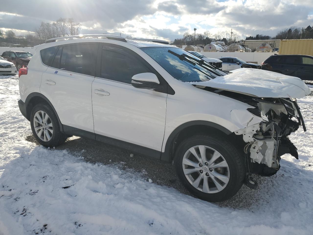 VIN 2T3DFREV2EW206965 2014 TOYOTA RAV4 no.4