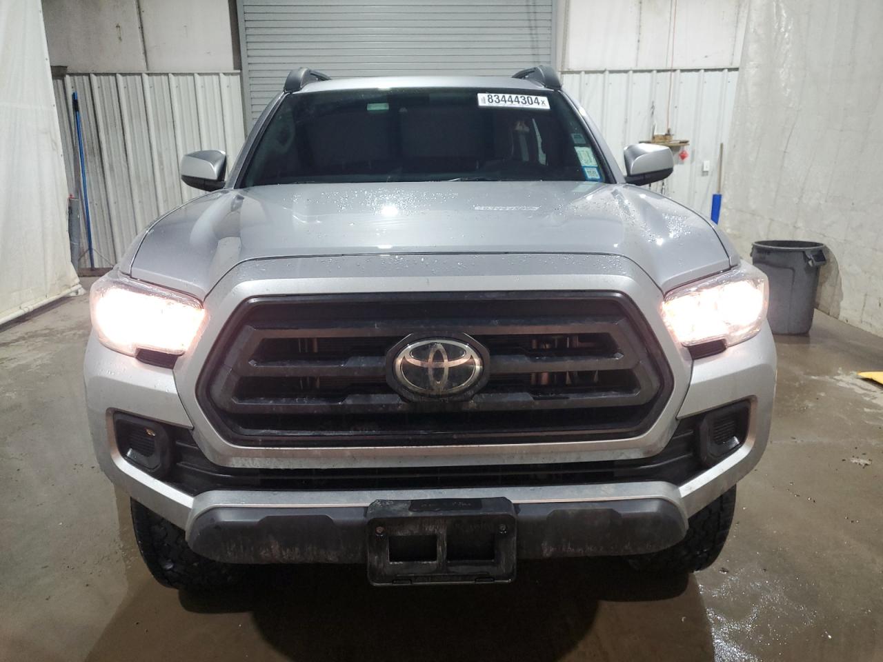 2022 Toyota Tacoma - Image 5