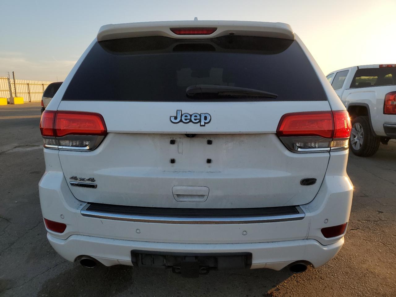 2014 Jeep Grand Cherokee - Image 6