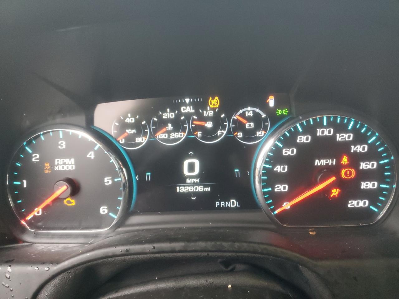 2020 GMC Yukon - Image 9