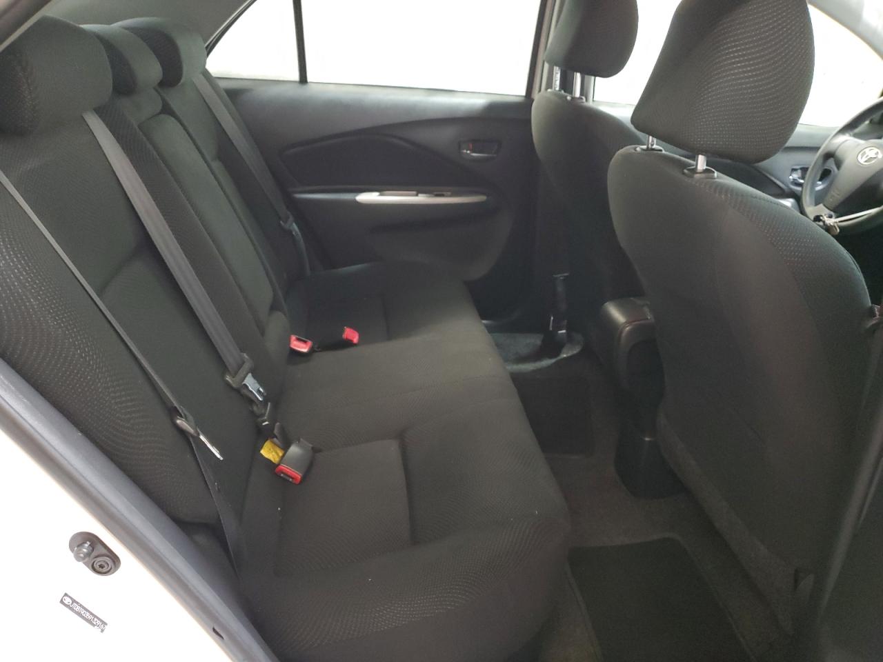 2009 Toyota Yaris - Image 10