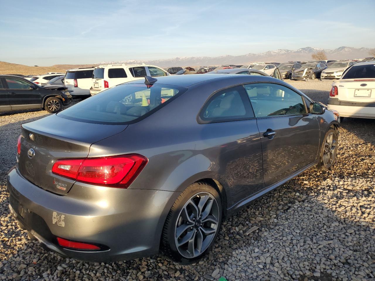 VIN KNAFZ6A33E5197779 2014 KIA FORTE no.3