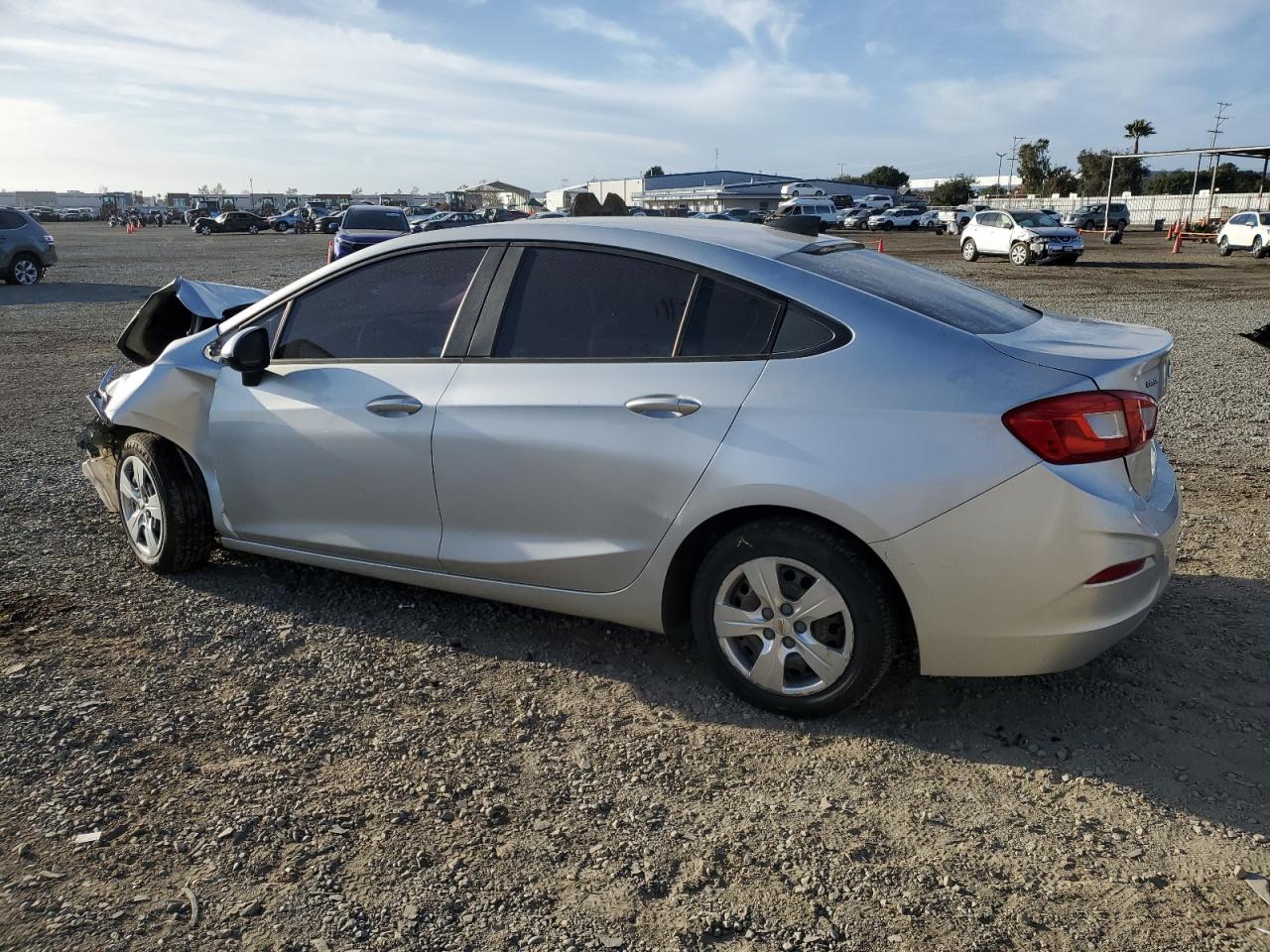 VIN 1G1BC5SM9H7167398 2017 CHEVROLET CRUZE no.2