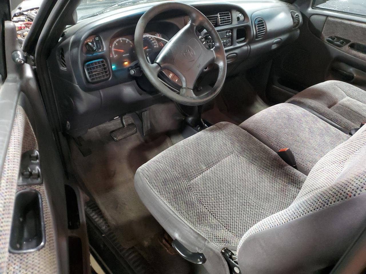 1999 Dodge Ram 1500 VIN: 1B7HF16Y5XS150818 Lot: 83490054