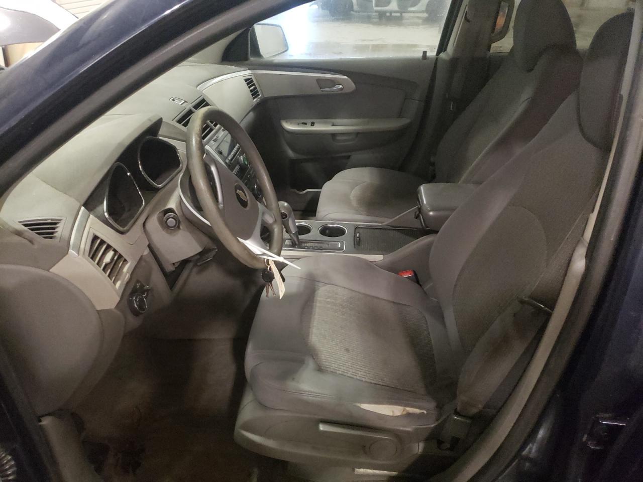 2010 Chevrolet Traverse - Image 7