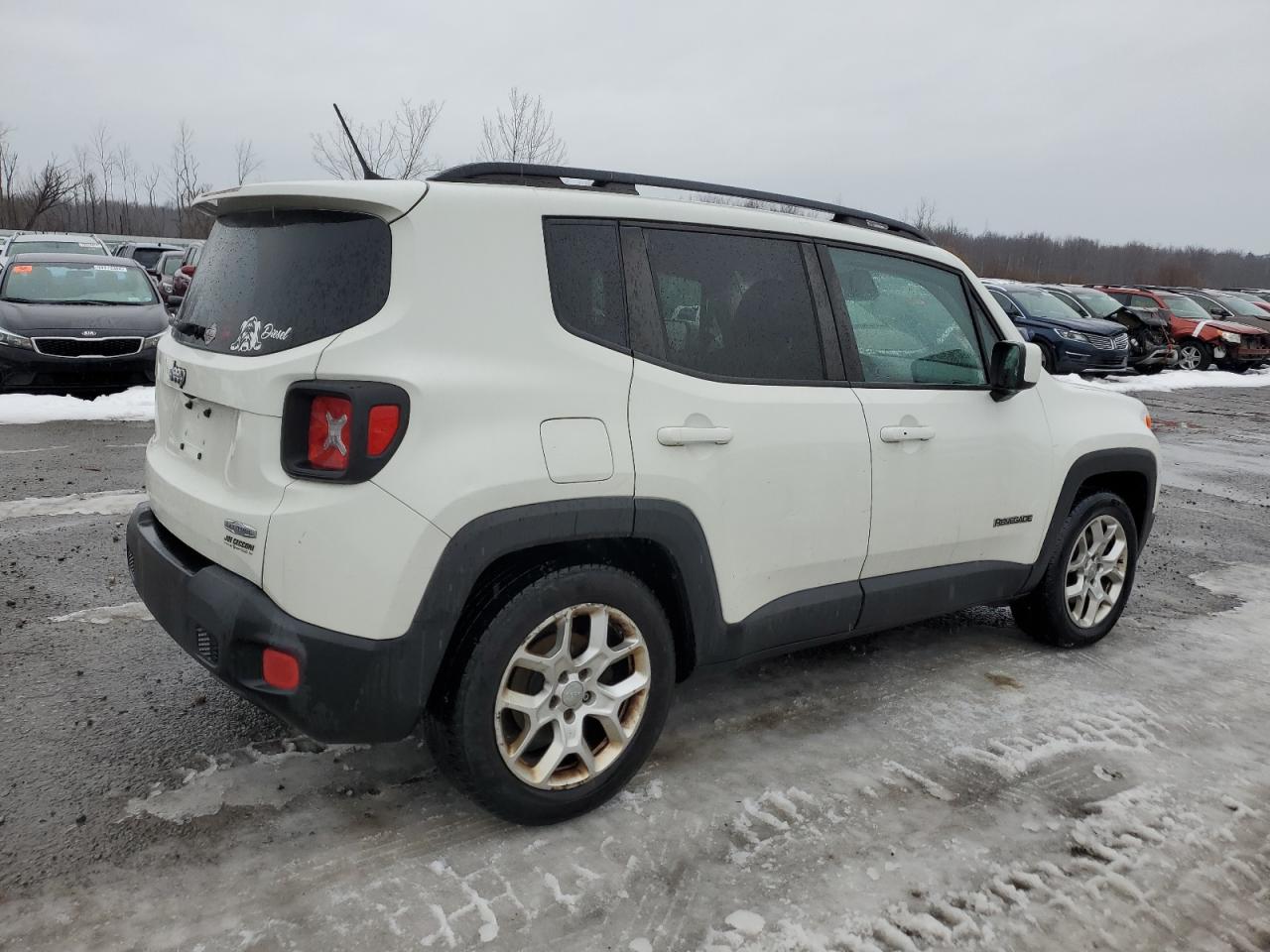 VIN ZACCJABT3FPC24907 2015 JEEP RENEGADE no.3