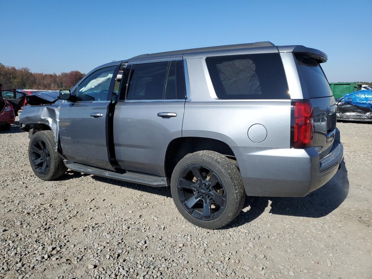 2020 Chevrolet Tahoe - Image 2