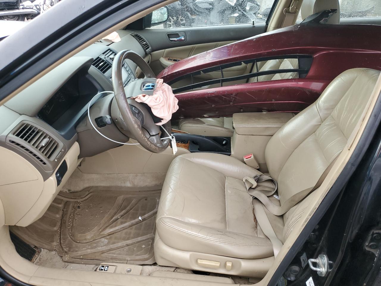 2004 Honda Accord - Image 7