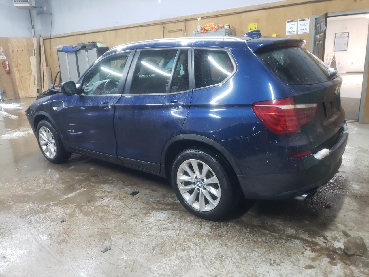 VIN 5UXWX9C53E0D38535 2014 BMW X3 no.2