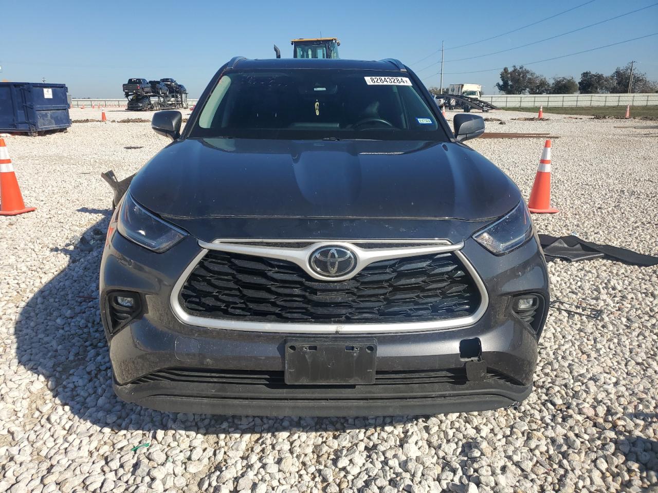 2021 Toyota Highlander - Image 5