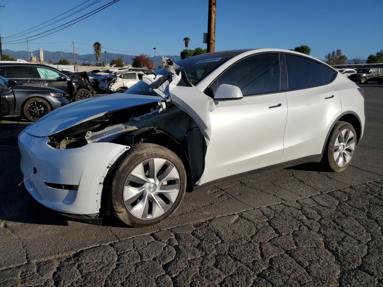 2023 Tesla Model Y for Sale in Colton, CA - Front End