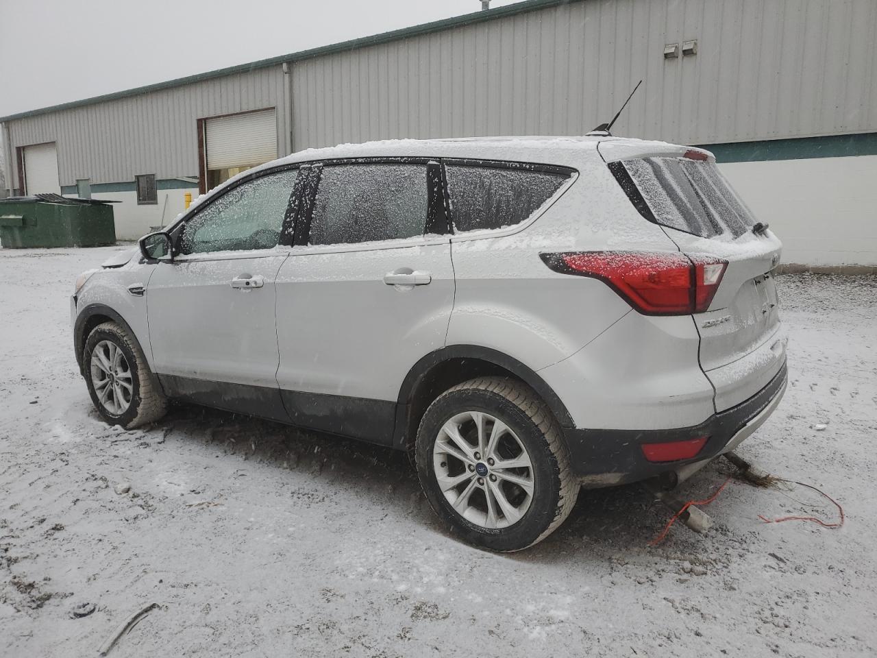 1FMCU9GDXKUA95172 2019 FORD ESCAPE - Image 2