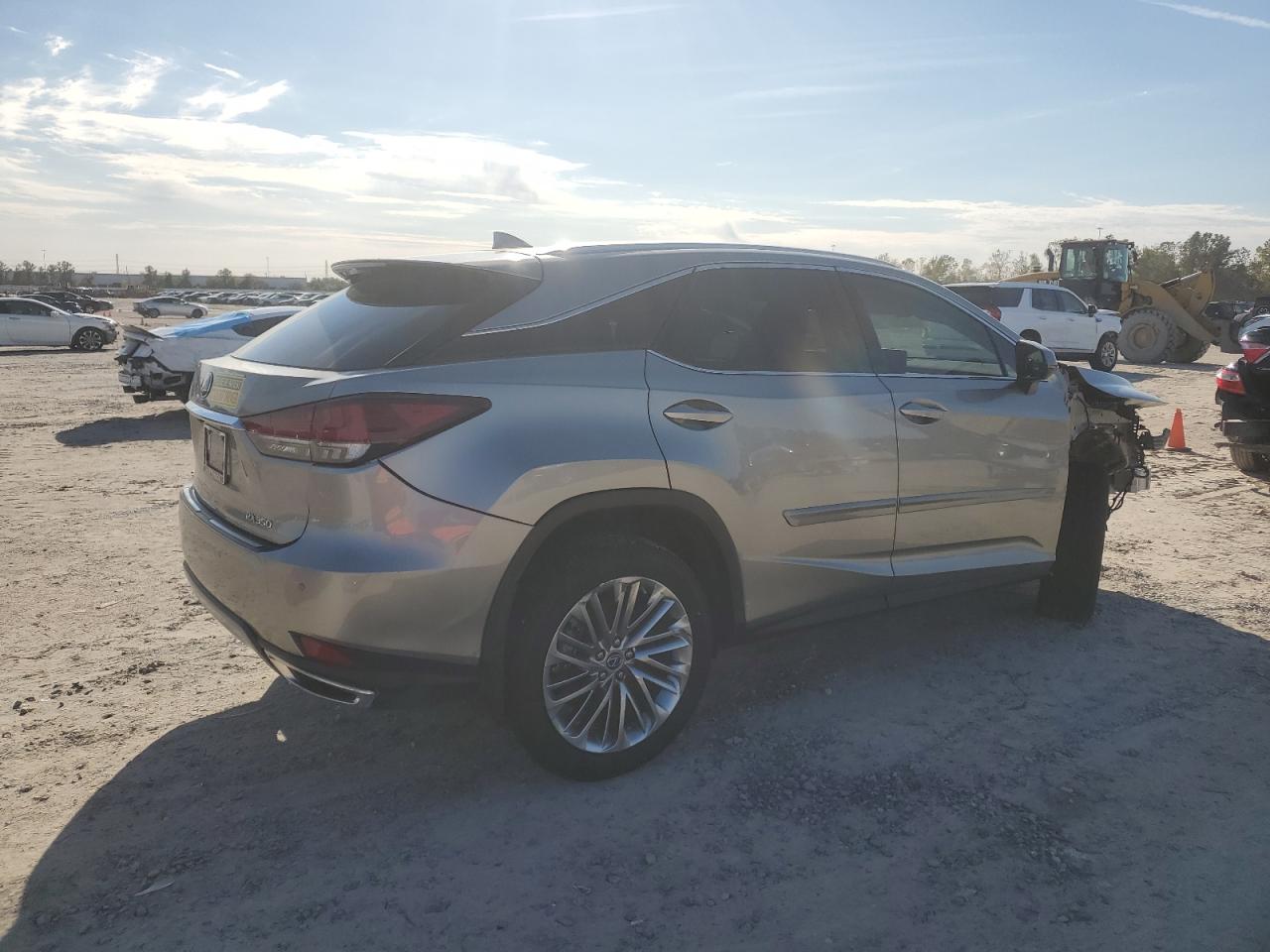 2022 Lexus RX - Image 3