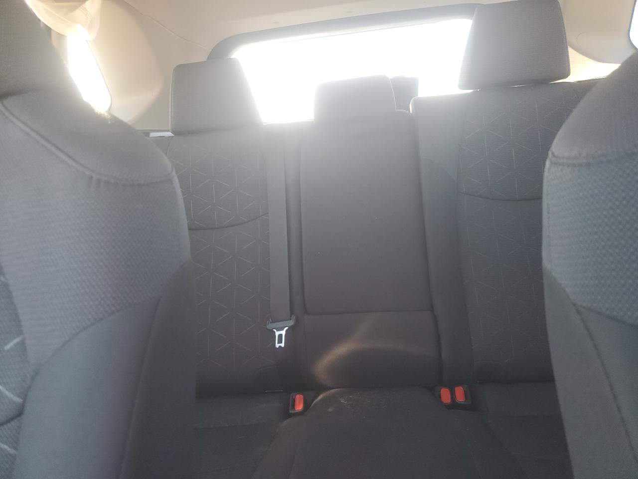 2024 Toyota RAV 4 - Image 10