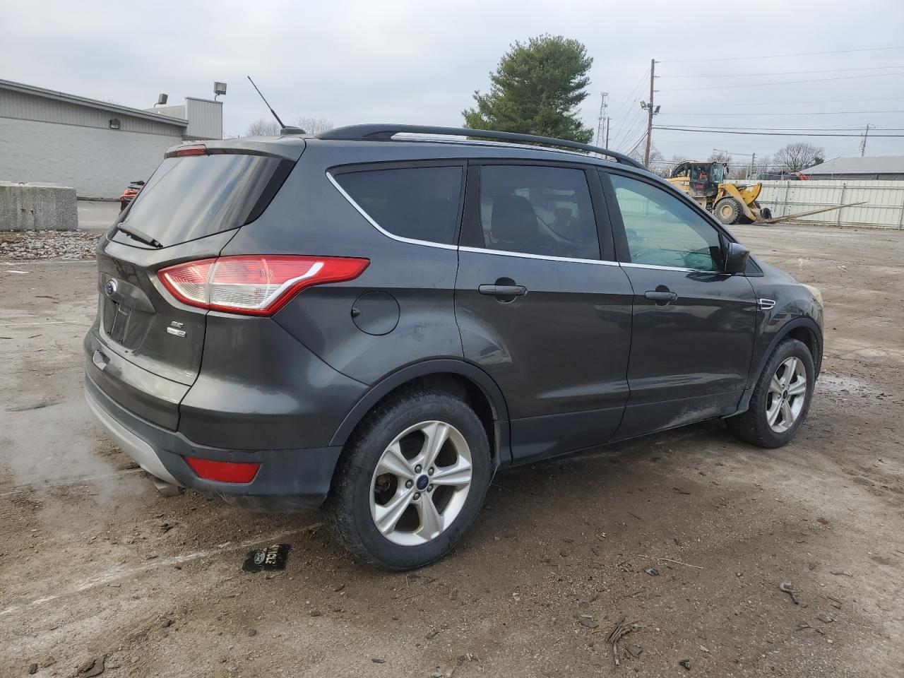 VIN 1FMCU9G96GUB05280 2016 FORD ESCAPE no.3