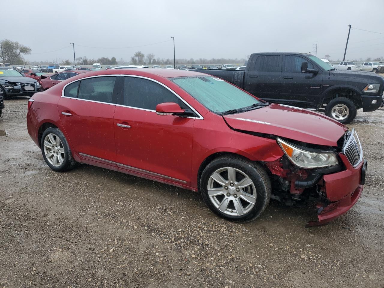 VIN 1G4GC5E33DF120203 2013 BUICK LACROSSE no.4