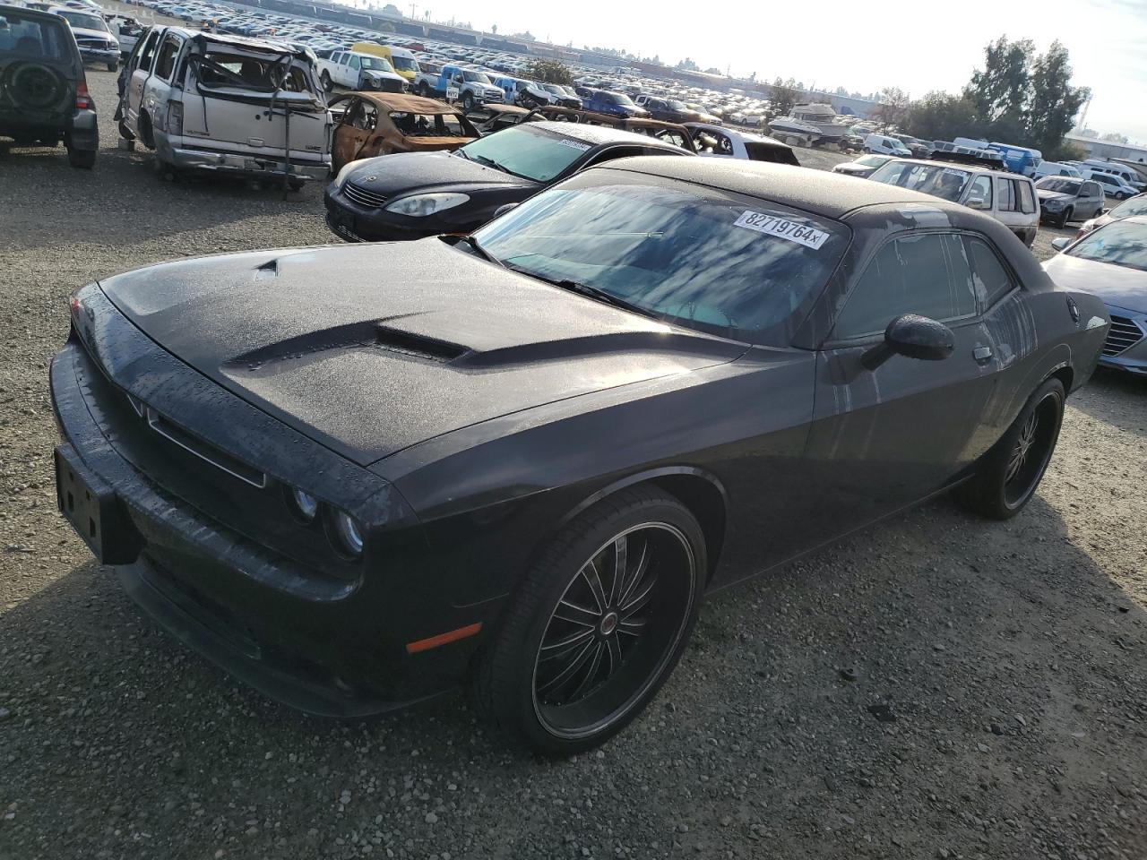 VIN 2C3CDZAG2FH823393 2015 DODGE CHALLENGER no.1