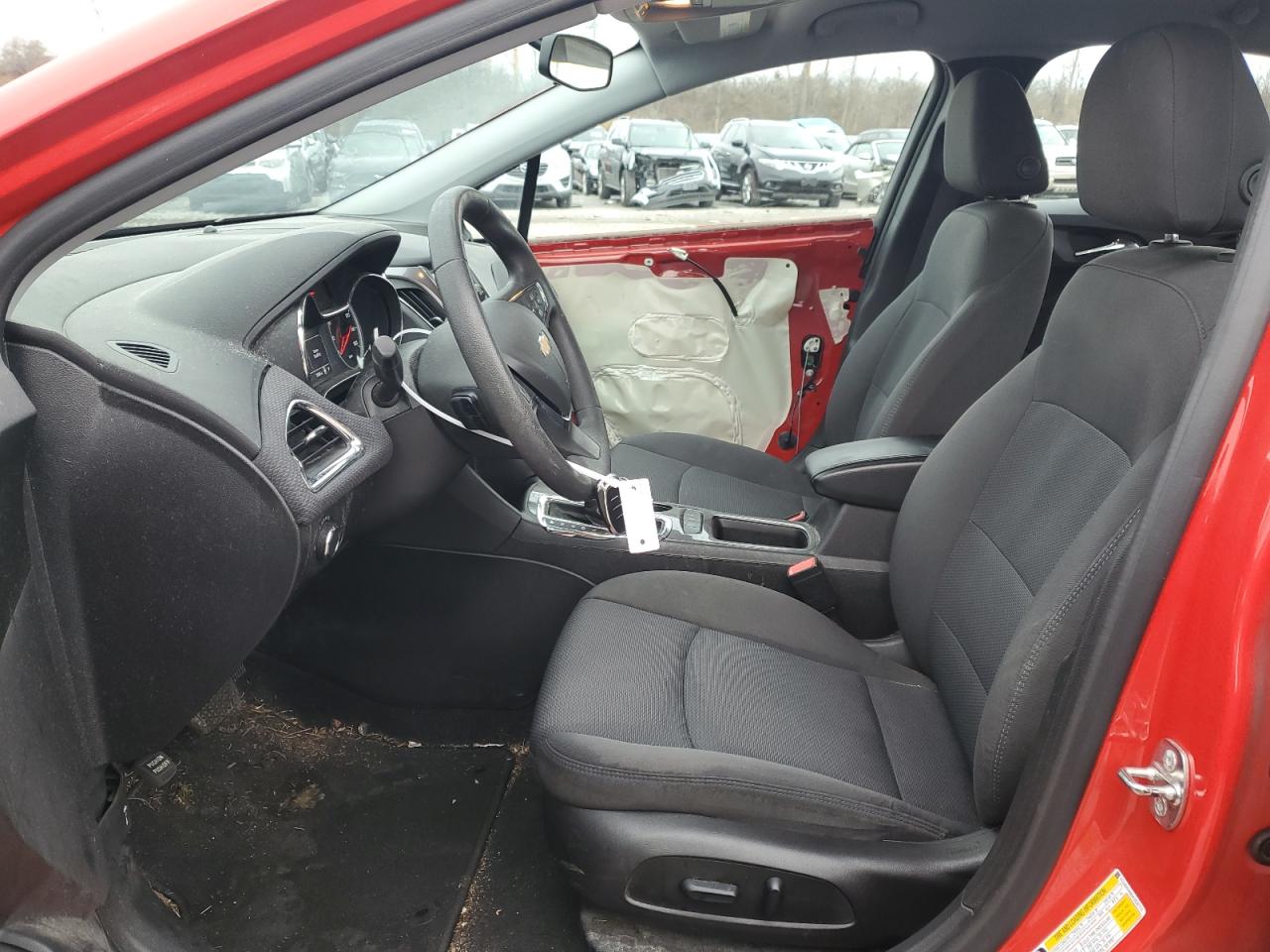 2019 Chevrolet Cruze - Image 7
