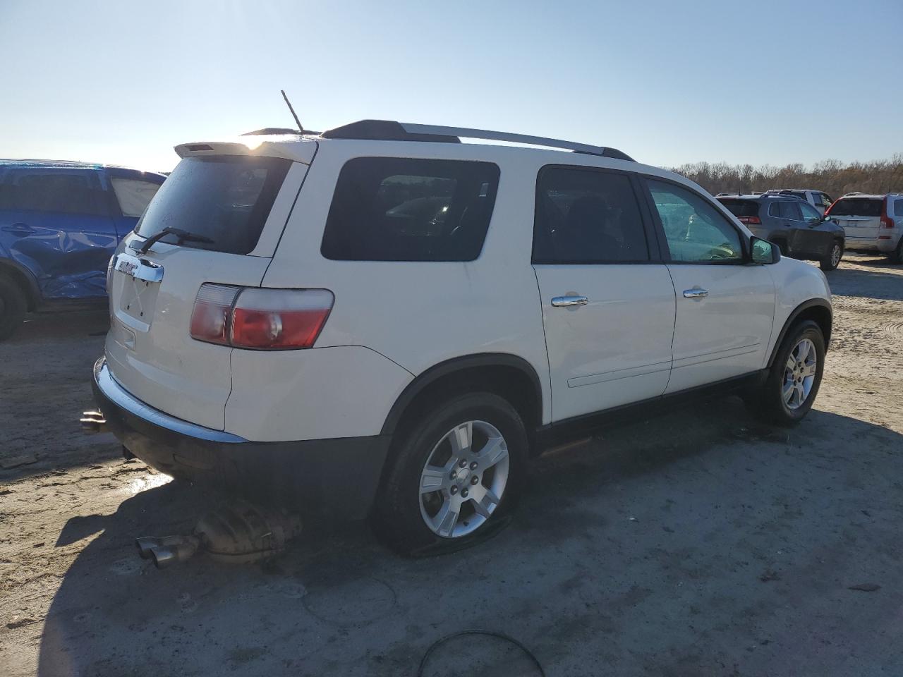 2012 GMC Acadia - Image 3