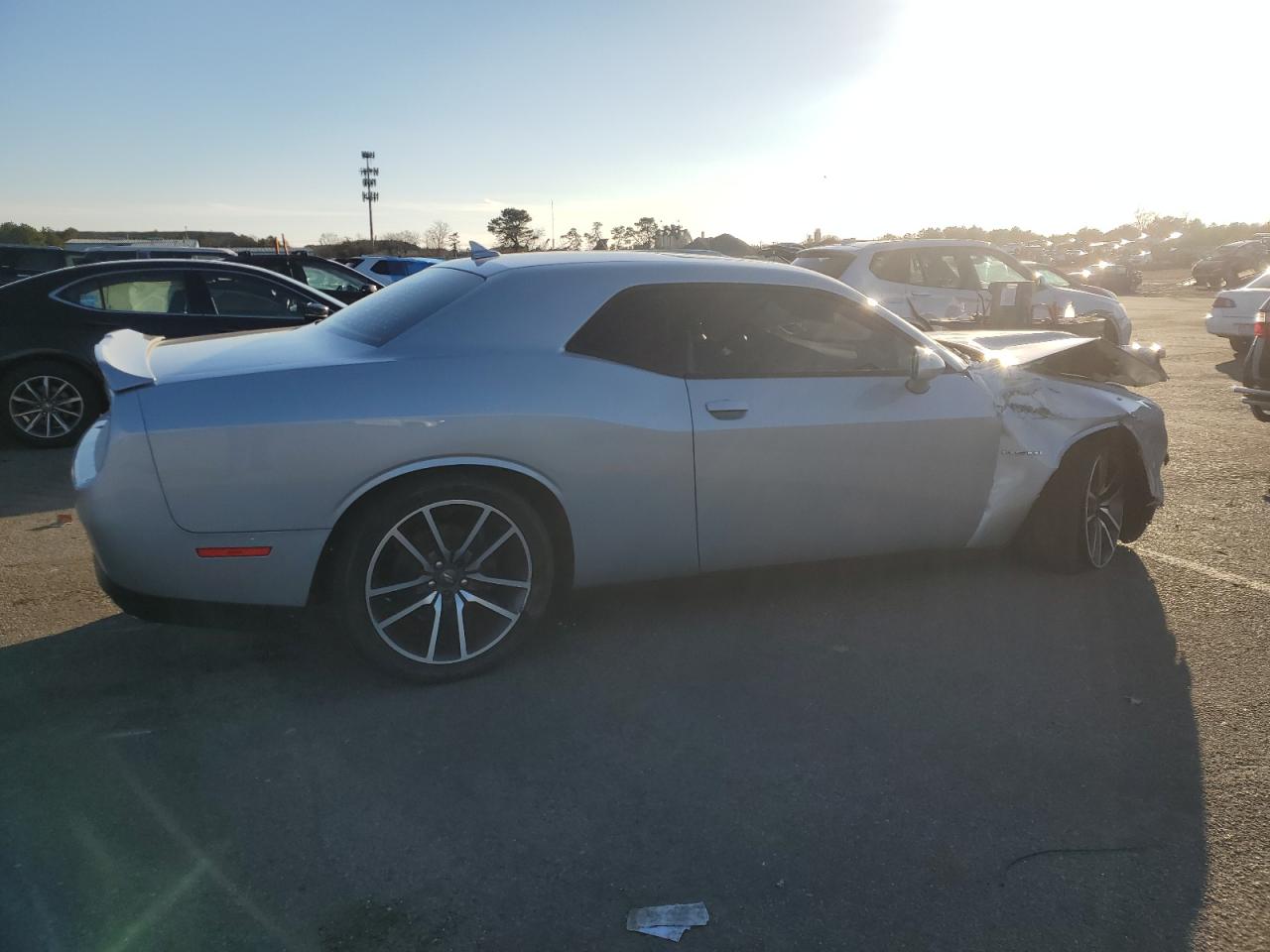 2020 Dodge Challenger - Image 3