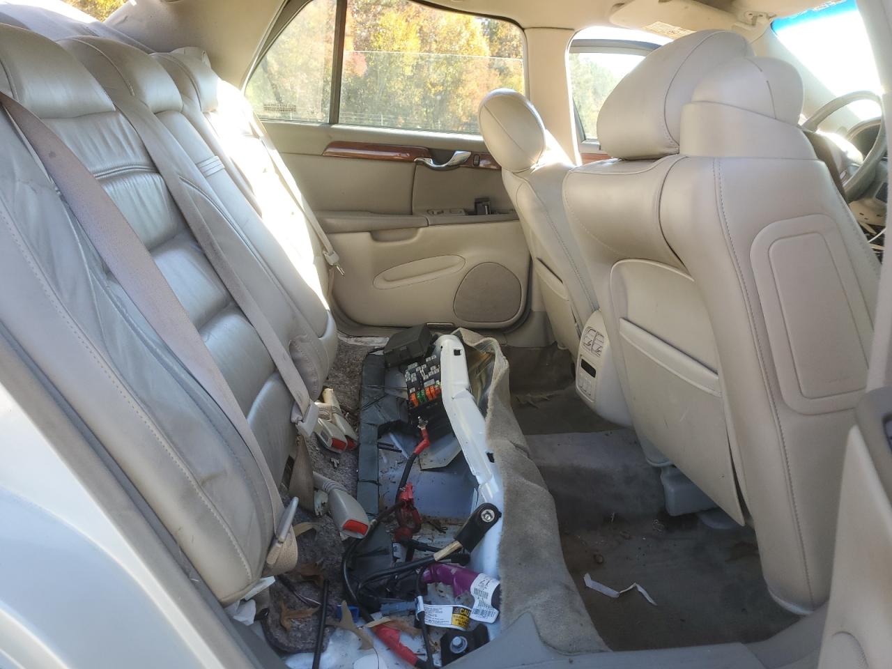 2001 Cadillac Deville VIN: 1G6KD54Y01U199719 Lot: 82415164