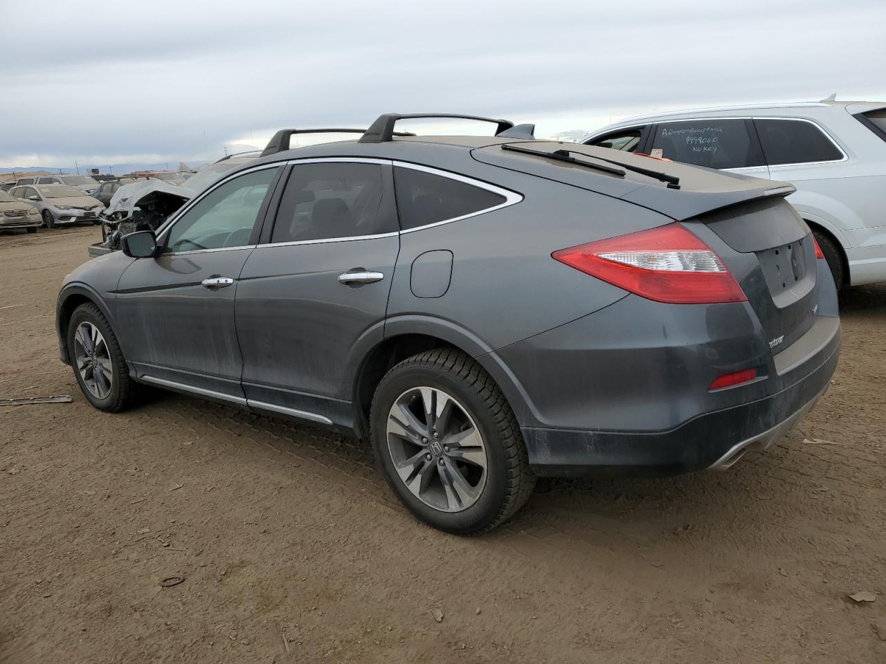 VIN 5J6TF2H55EL000938 2014 HONDA CROSSTOUR no.2