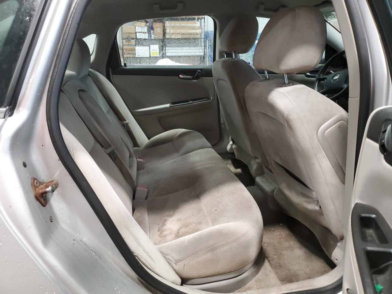 2013 Chevrolet Impala - Image 10