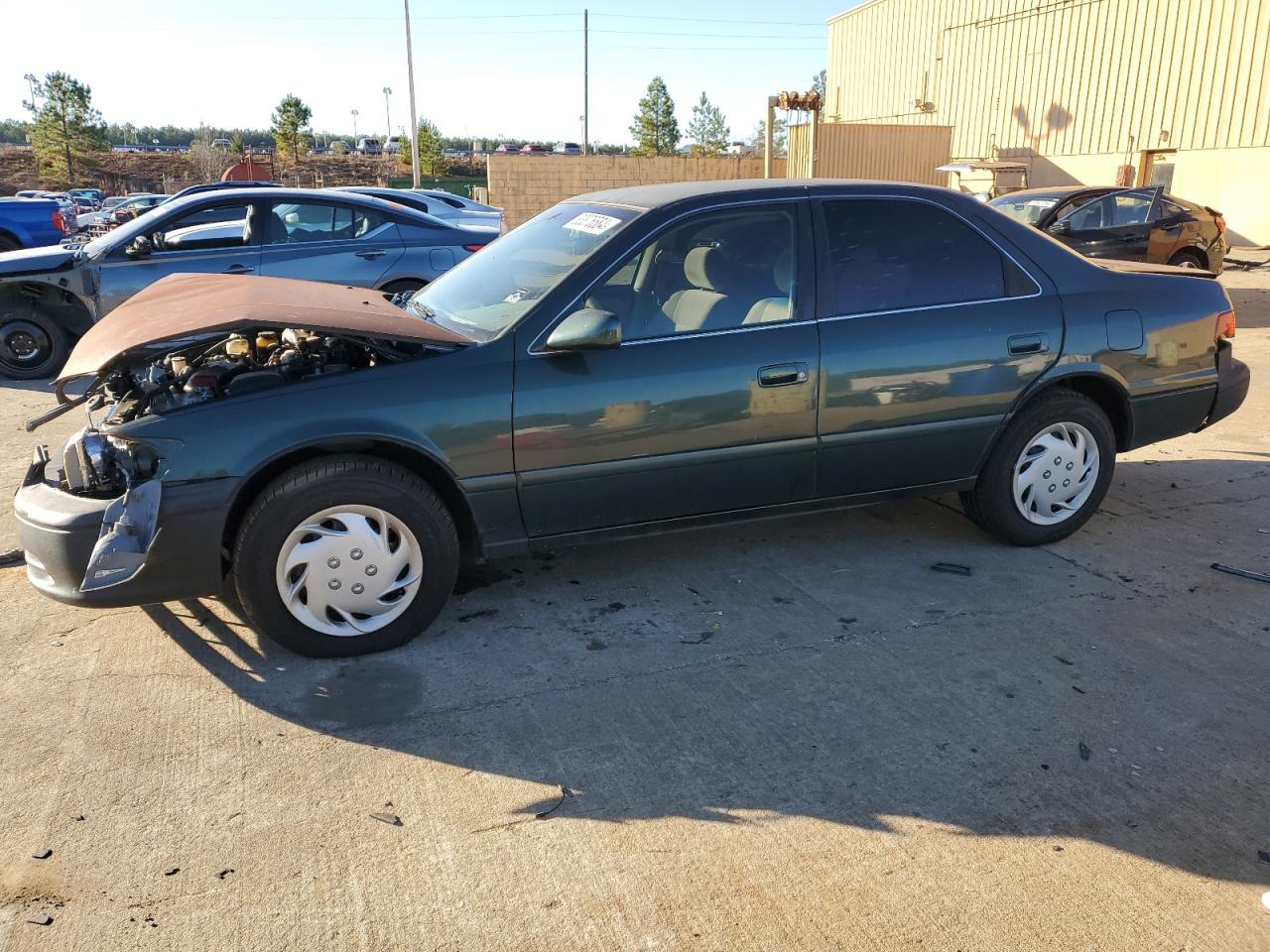 2001 Toyota Camry Ce for Sale in Gaston, SC - Front End