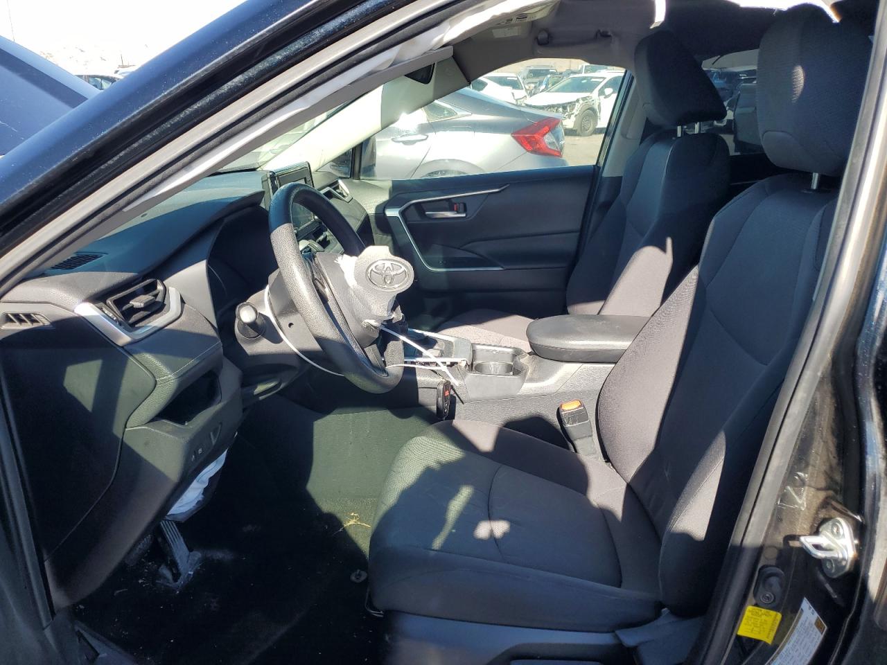2019 Toyota RAV 4 - Image 7