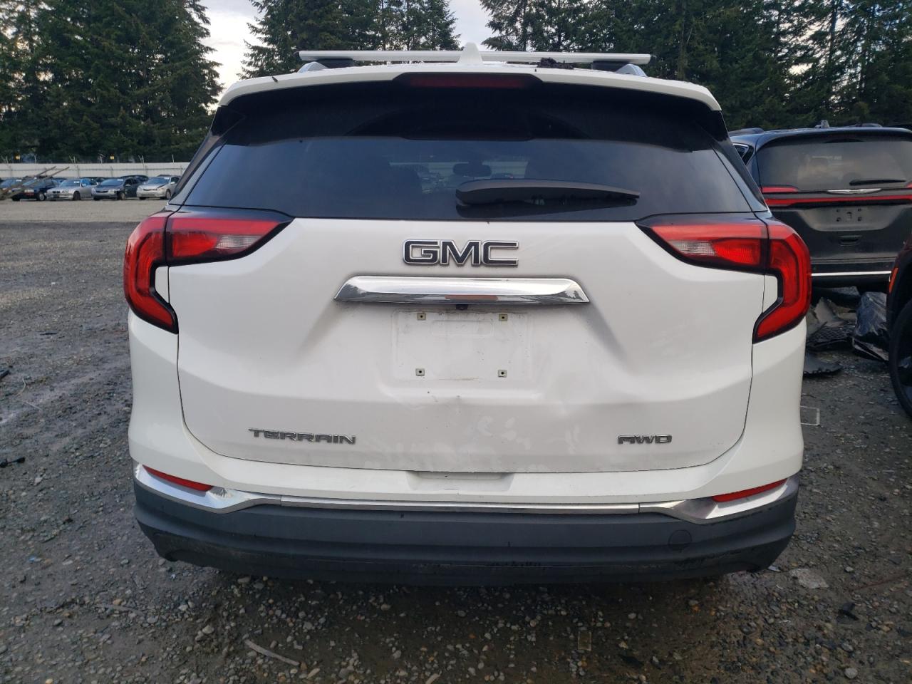 2018 GMC Terrain - Image 6