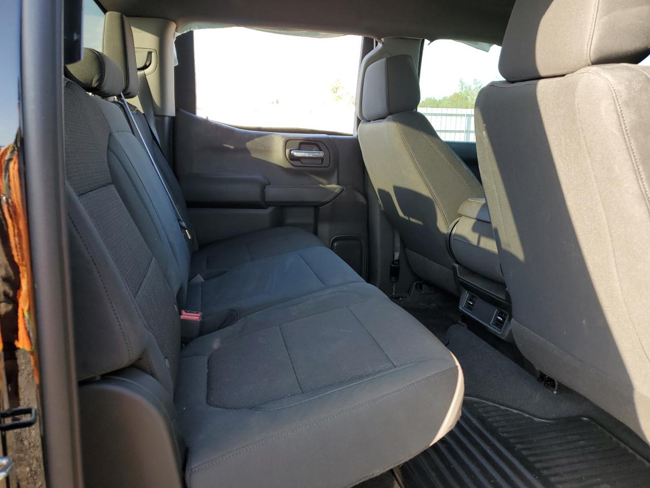 2020 Chevrolet Silverado - Image 10