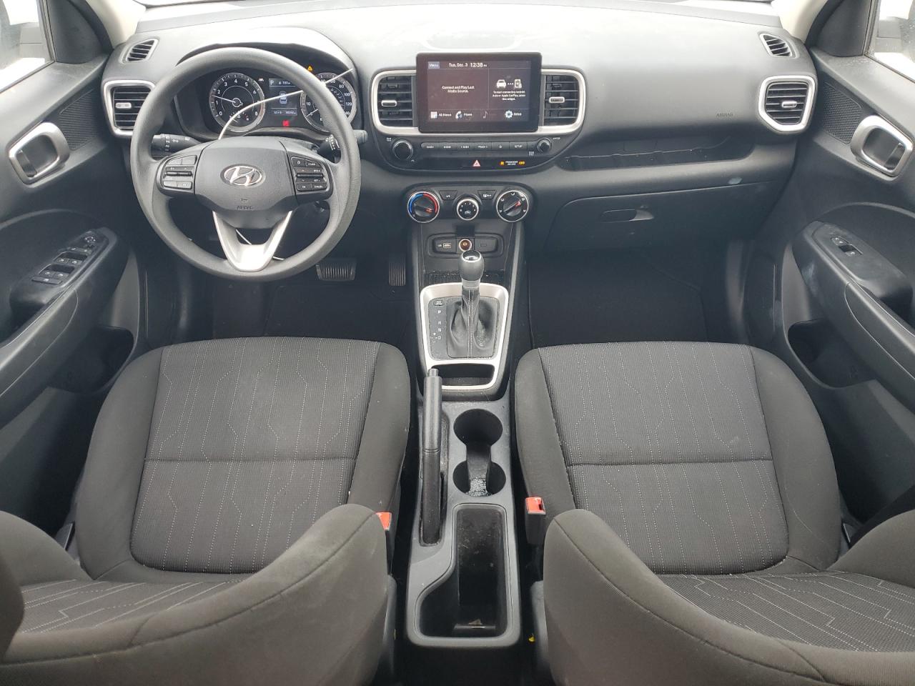 2022 Hyundai Venue - Image 8