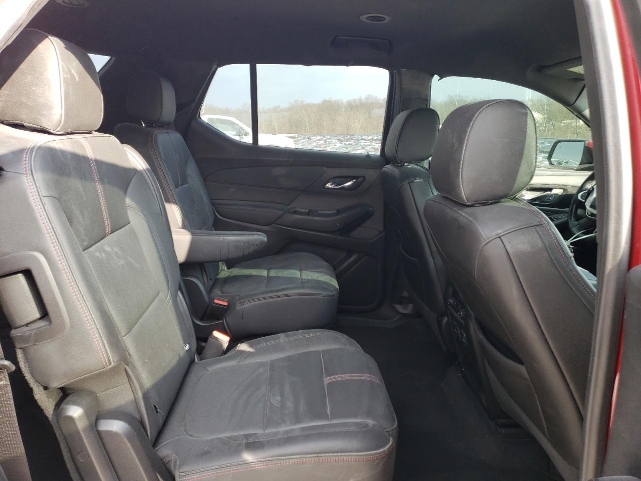 2022 Chevrolet Traverse - Image 12