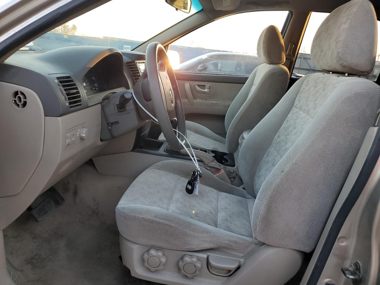 2006 Kia Sorento - Image 7