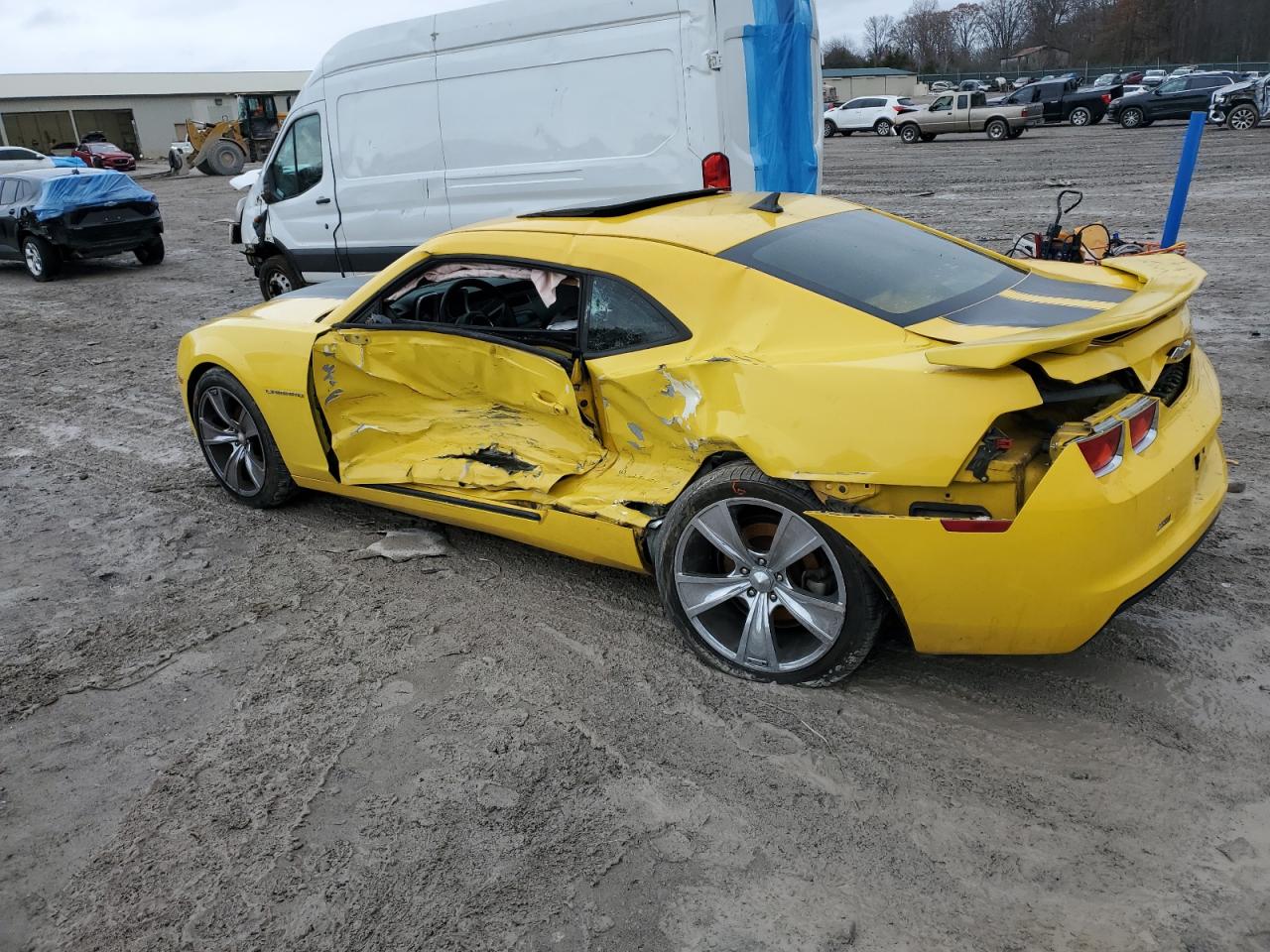 2011 Chevrolet Camaro - Image 2