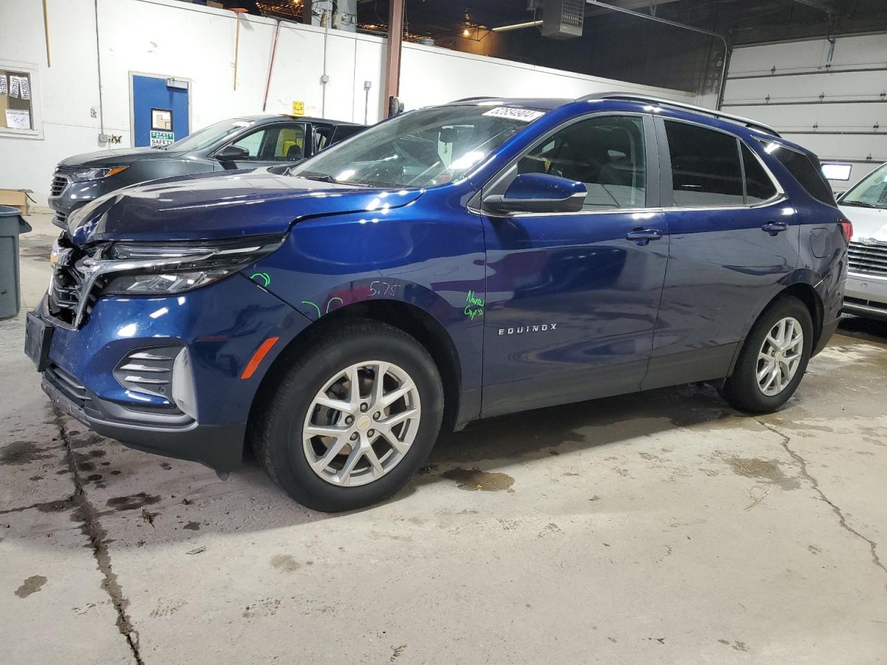 2022 Chevrolet Equinox - Image 1