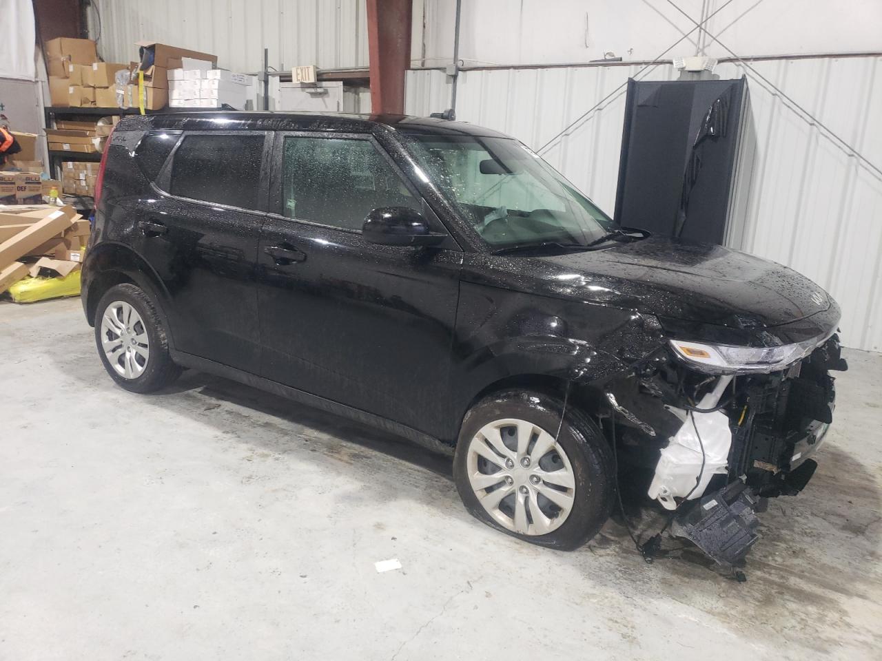 2022 Kia Soul - Image 4