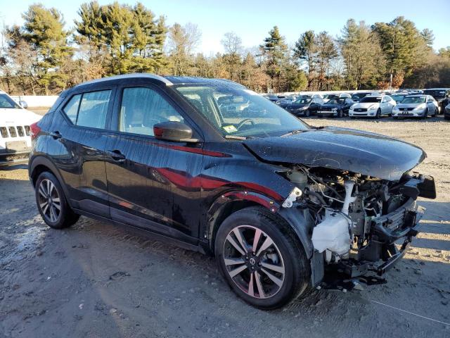  NISSAN KICKS 2020 Чорний