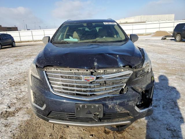  CADILLAC XT5 2017 Синий