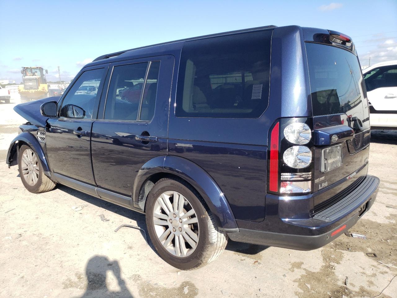 VIN SALAK2V67EA725788 2014 LAND ROVER LR4 no.2