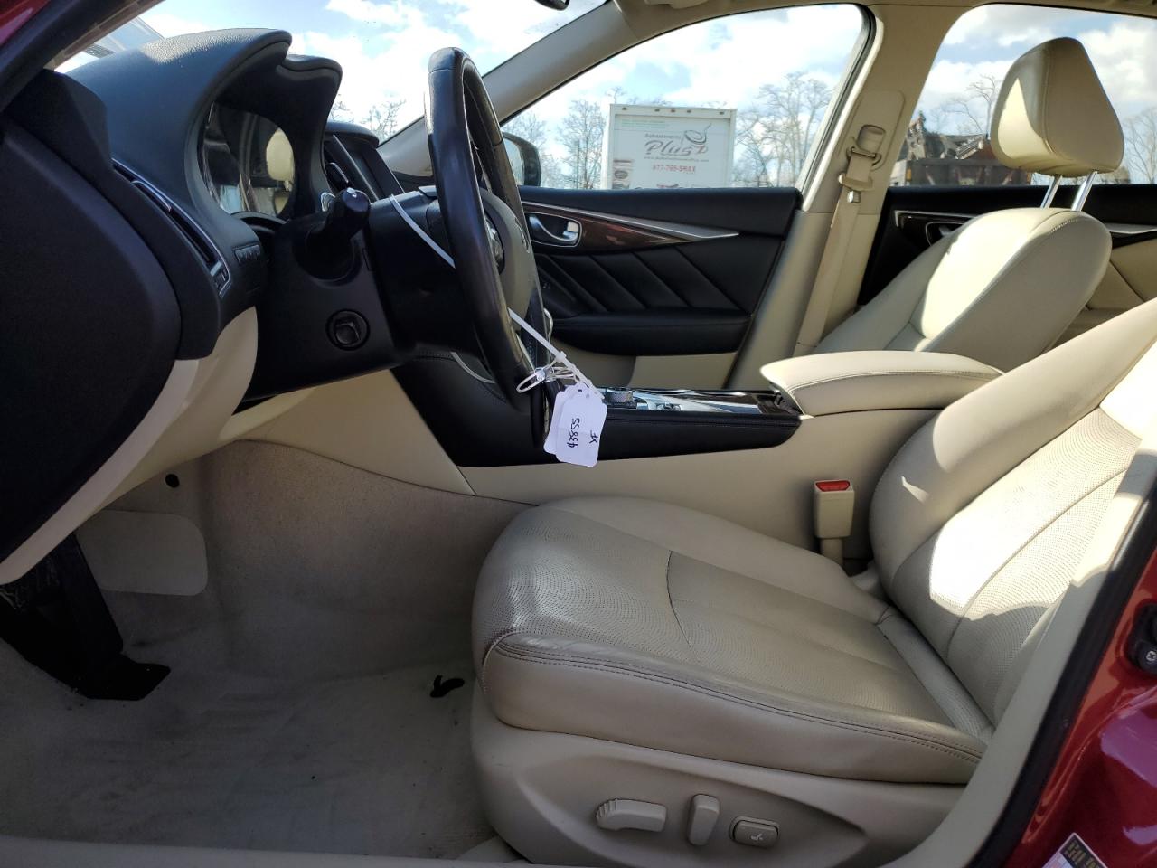 2015 Infiniti Q50 - Image 7