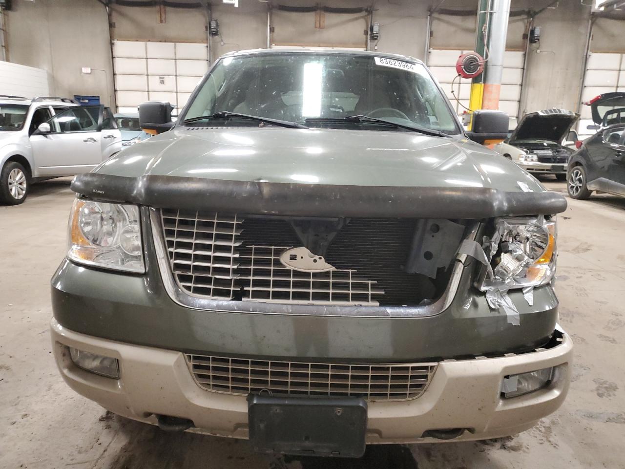 2005 Ford Expedition - Image 5