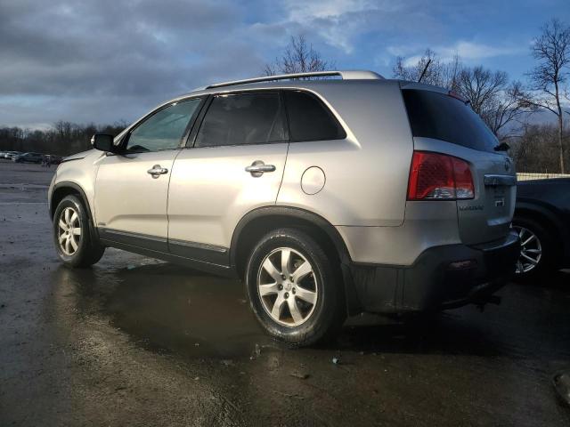  KIA SORENTO 2013 Silver