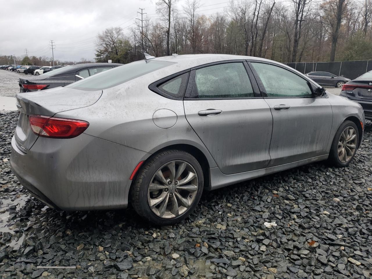 VIN 1C3CCCBG6FN518520 2015 CHRYSLER 200 no.3