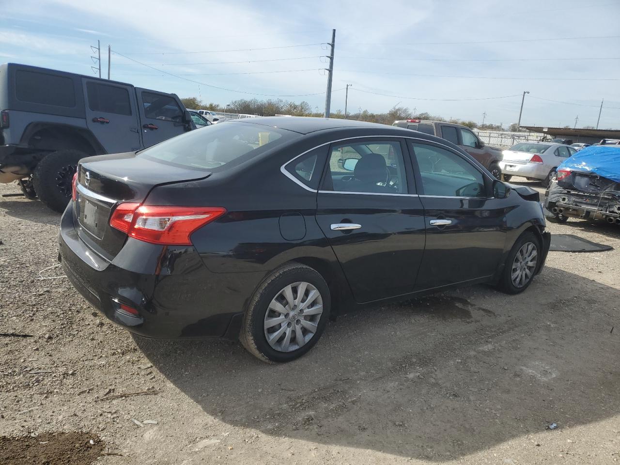 2019 Nissan Sentra - Image 3